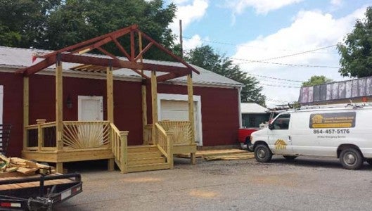 A building addition at Carruth Plumbing and Home Improvements aims to showcase the company’s abilities and generate interest from shoppers in downtown Landrum. (Photo by Brandon Shanesy) 